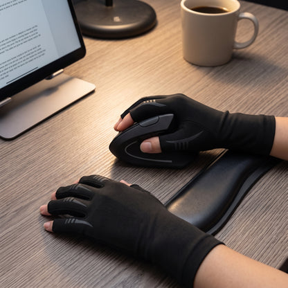 Black Finger & Wrist Support Glove