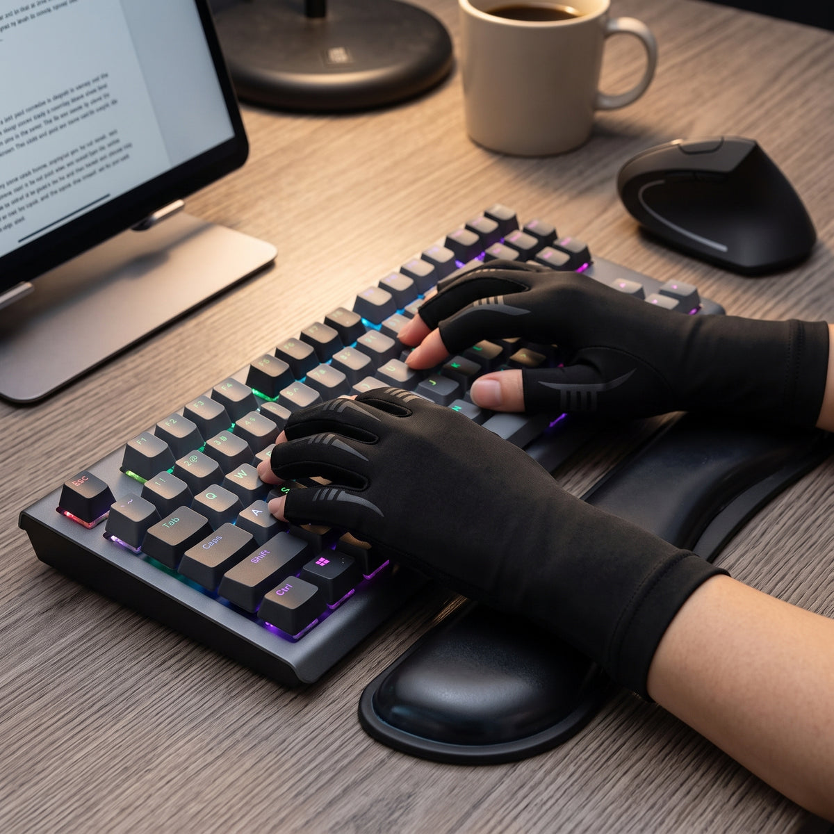 Black Finger & Wrist Support Glove